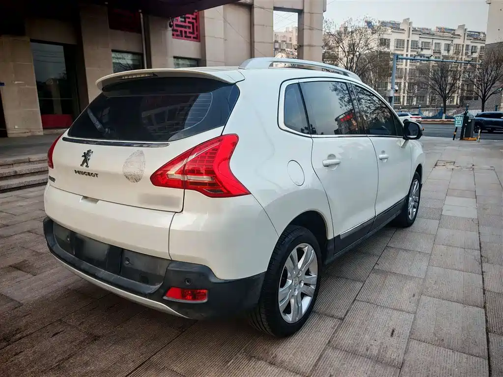 Peugeot 3008 2015 1.6THP Automatic Classic Edition фото 12
