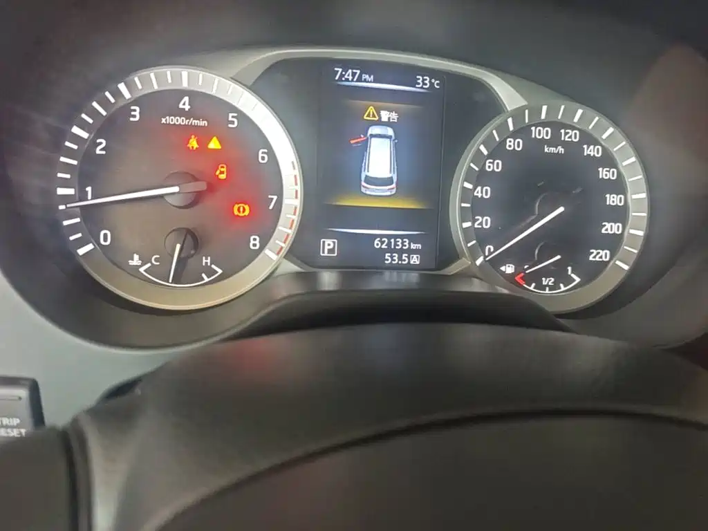 Nissan Terra 2019 2018 2.5L Automatic 2WD Luxury Edition