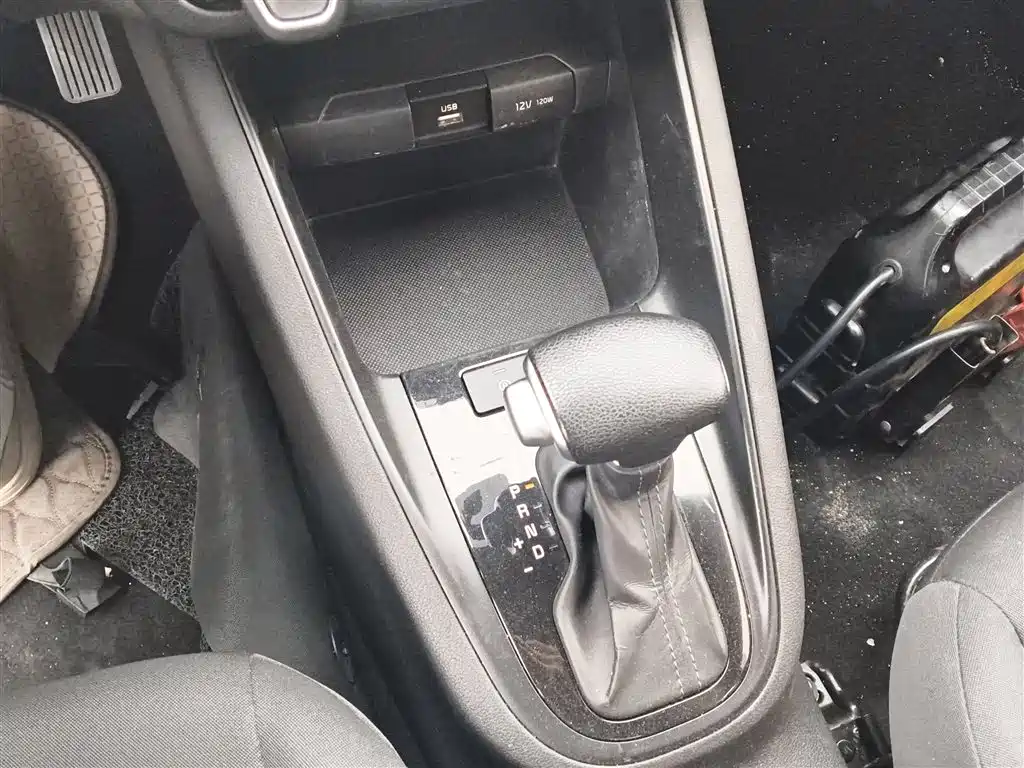 Kia Forte 2018 1.6L Automatic Smart Connect Value-Connect фото 14