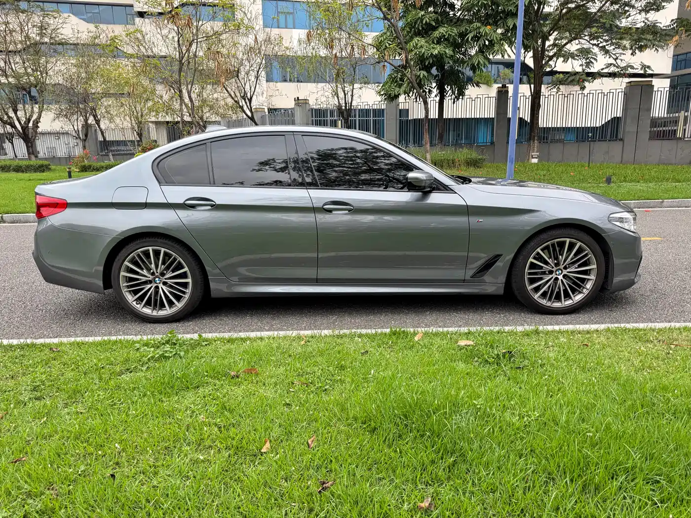 BMW 5 Series (Import) 2019 Facelift 530i M Sport Package фото 7