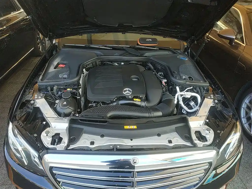 Mercedes-Benz E-Class 2019 Facelift E 300 L Luxury фото 16