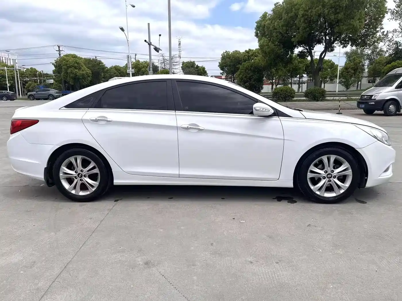 Hyundai Sonata 2013 2011 2.0L Automatic Fashion