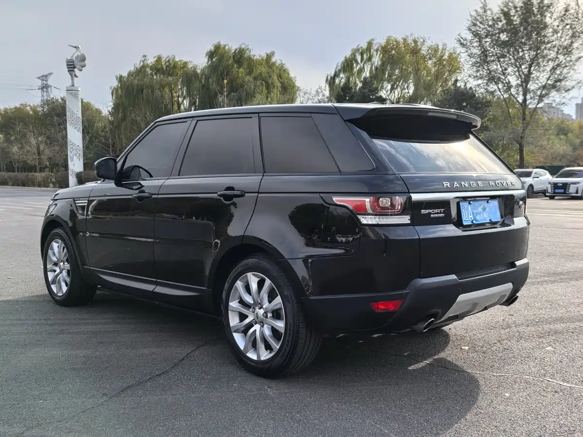 Land Rover Range Rover Sport 2015 3.0 SC V6 HSE фото 12