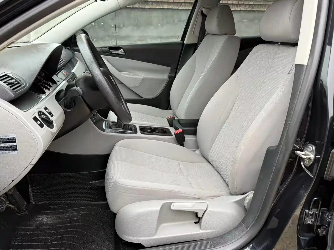 Volkswagen Magotan 2009 1.8TSI Manual Technology фото 11
