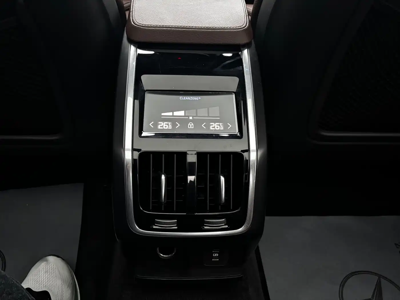 Volvo S90 2021 Model B5 Inscription Luxury Edition фото 14