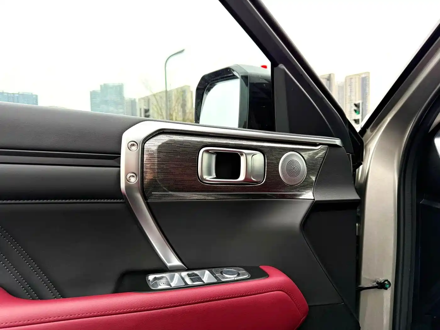 TANK TANK 400 NEW ENERGY