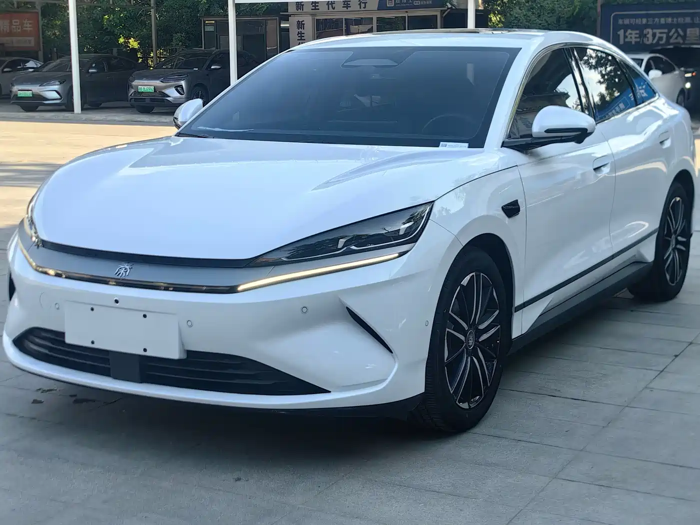 BYD Qin L 2025