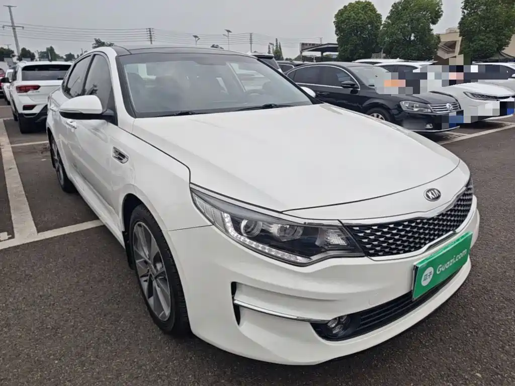 Фото 4 - Kia K5