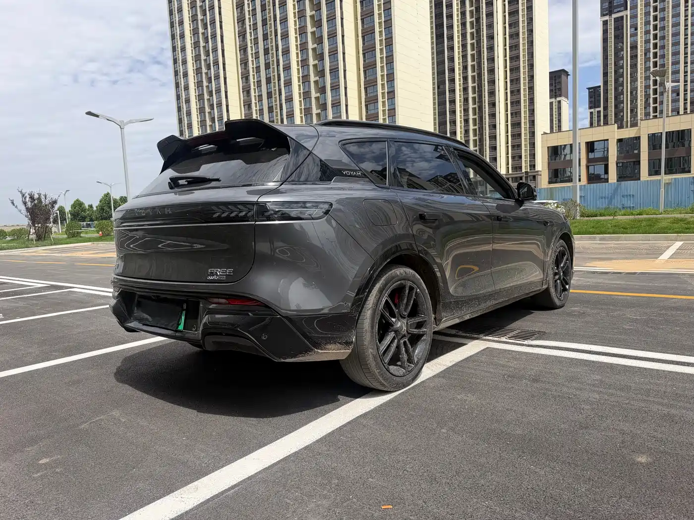 Voyah Auto VOYAH FREE 2025 318 259km 4WD Explorer Edition фото 5