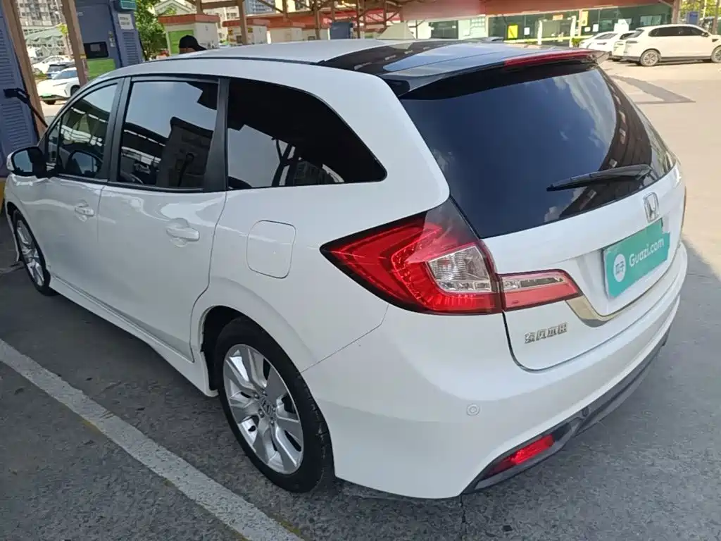 Photo 5 - Honda Jade