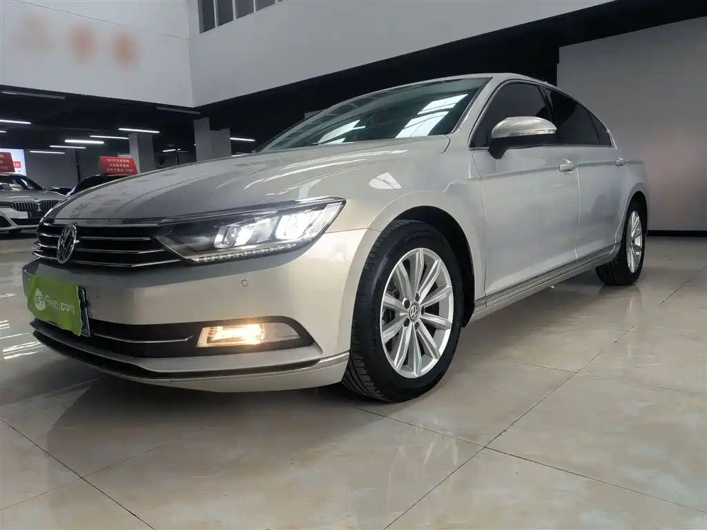 Volkswagen Magotan 2019 330TSI DSG Leading China VI фото 2
