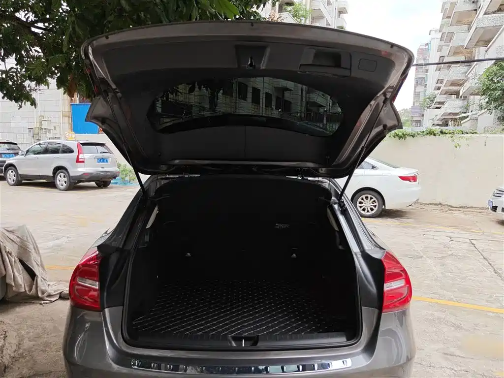 Mercedes-Benz GLA 2016 GLA 220 4MATIC Fashion фото 19