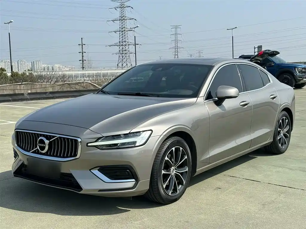 VOLVO S60