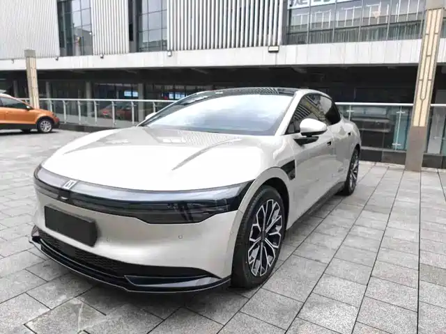 Zeekr 007 Полный привод, 75kWh