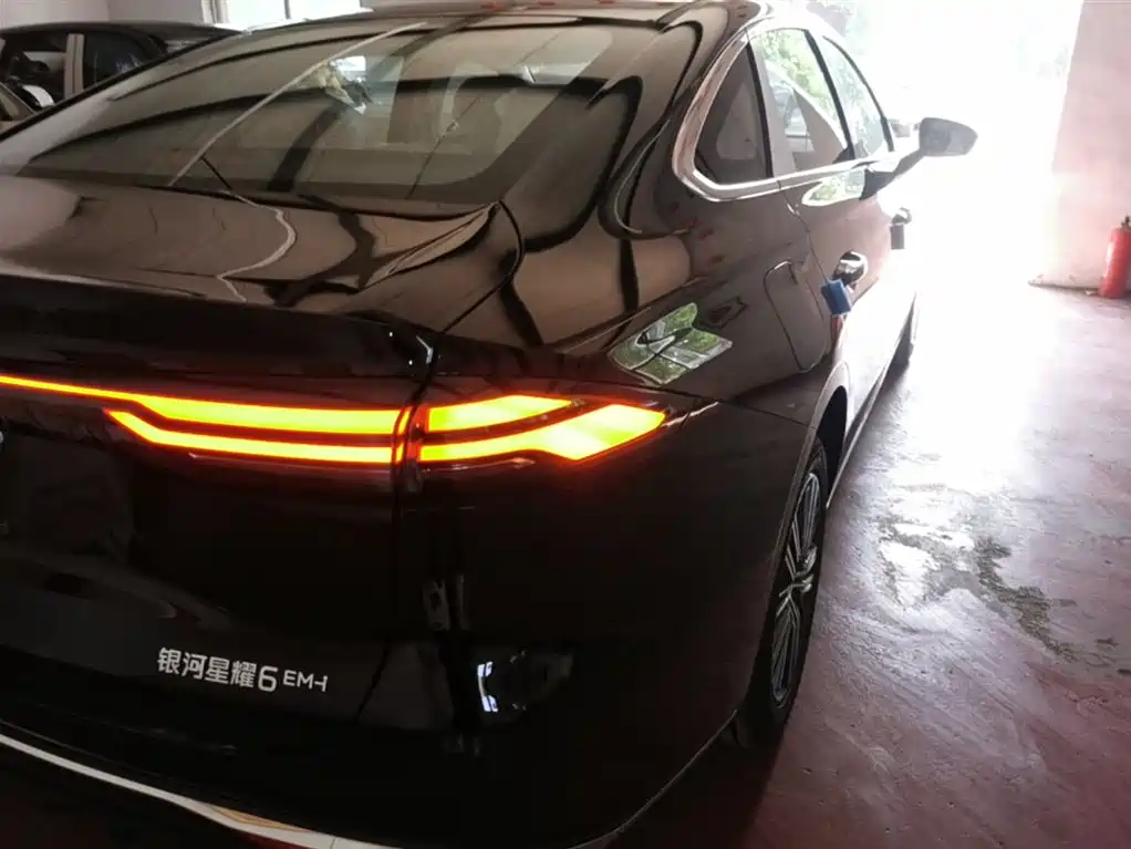 Geely Galaxy Galaxy Stellar 6 2025 Base Version фото 8