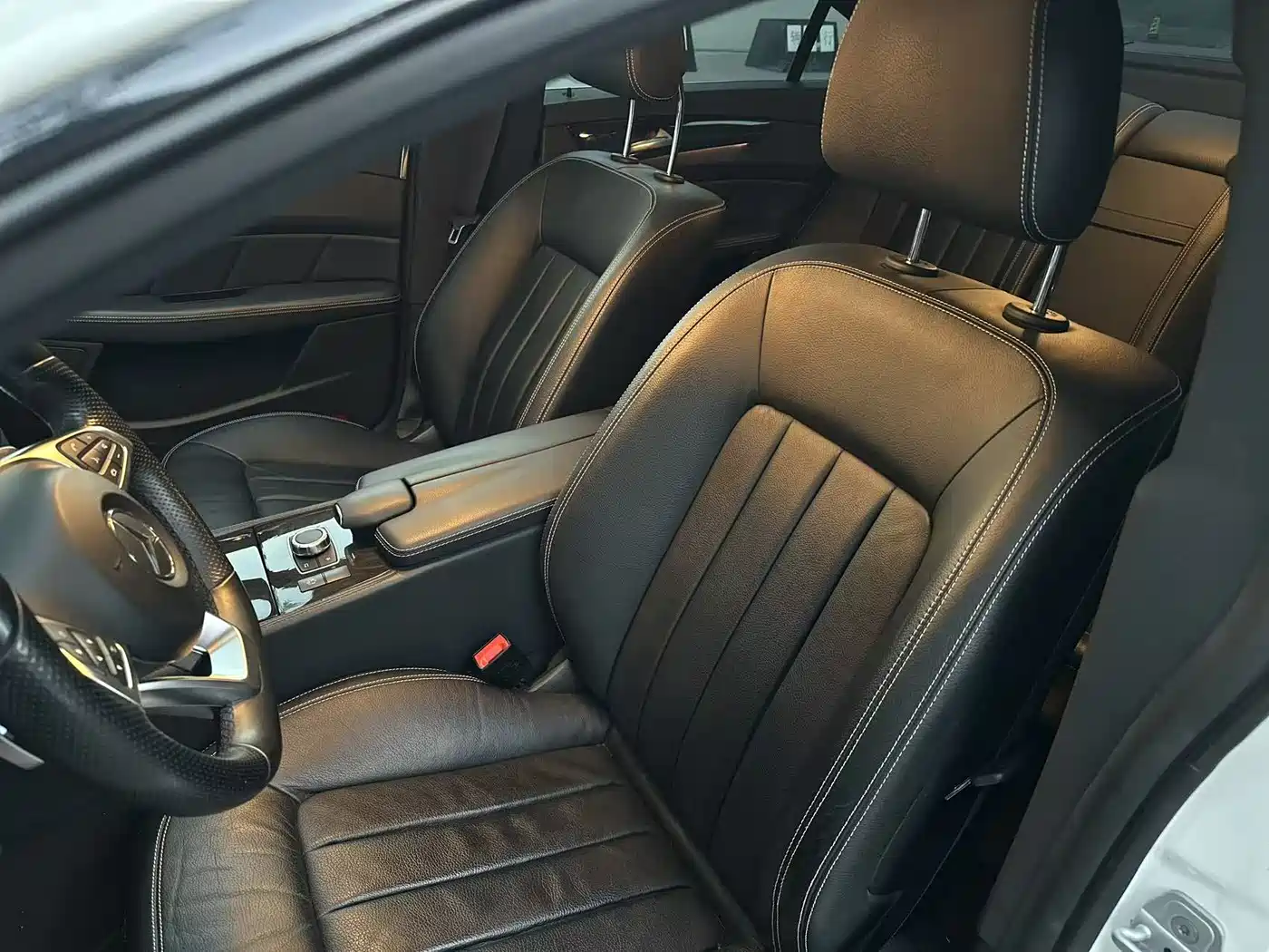 Mercedes-Benz CLS 2017 CLS 320 Elegance Edition фото 9