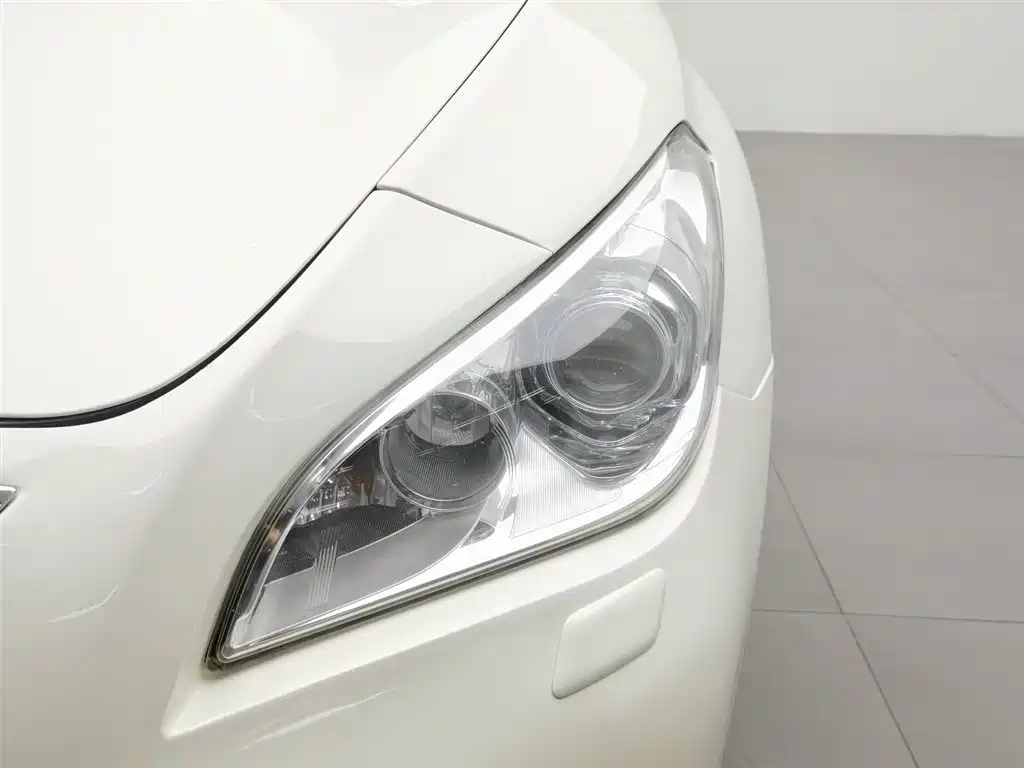 Infiniti Q70 2013 Q70L 2.5L Premium фото 7