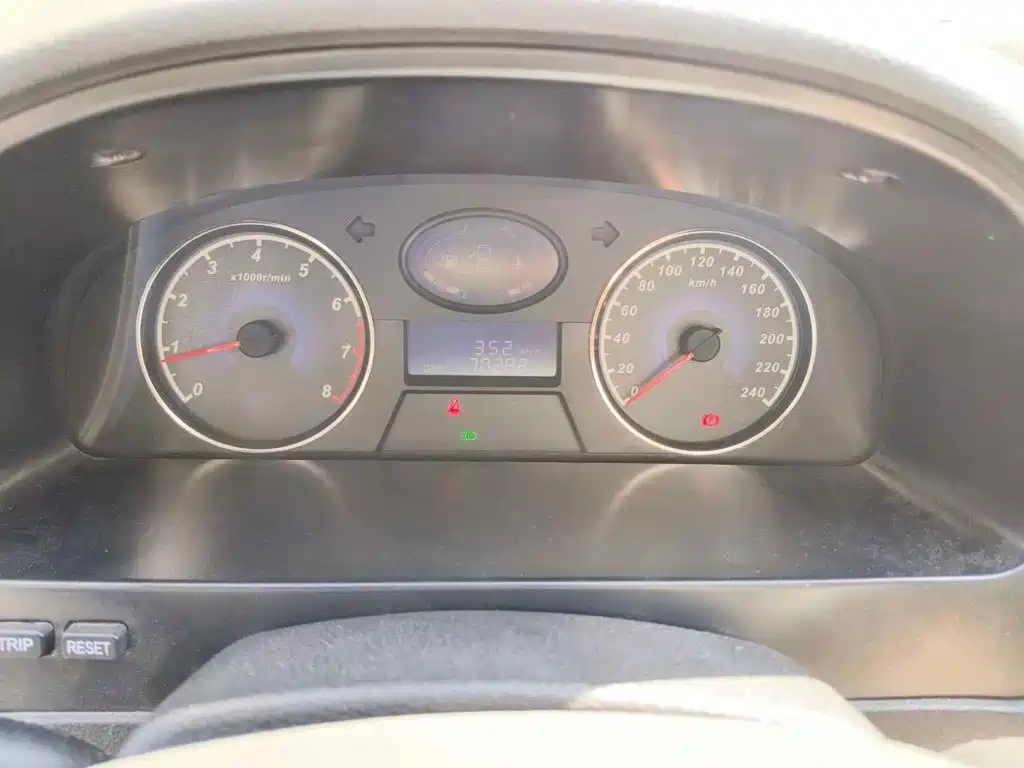 Geely Classic Emgrand 2014 2013 Sedan 1.5L Manual Progressive