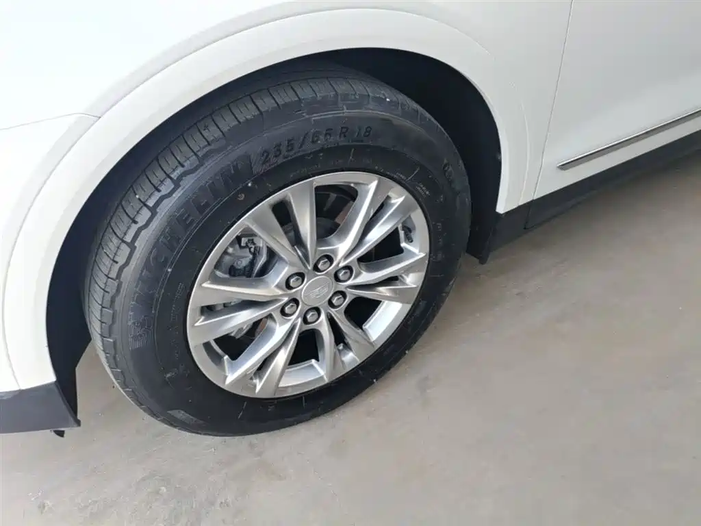 Cadillac XT5 2021 2.0T 2WD Luxury Edition фото 23