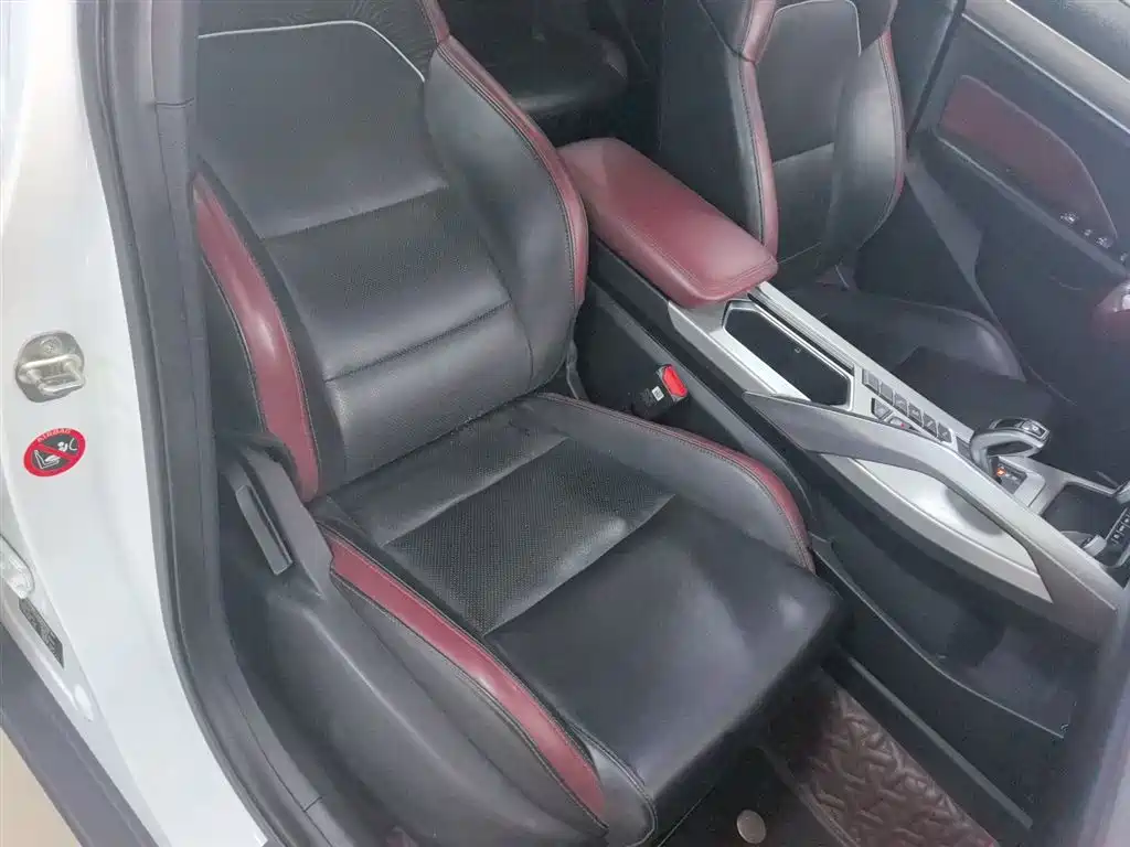 Geely Binyue 2019 2019 Sport 260T DCT Ranger China VI