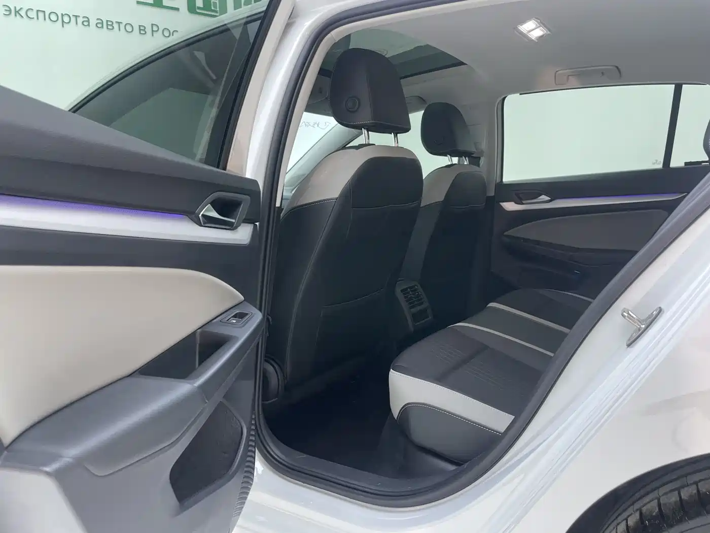 Volkswagen Golf 2023 280TSI DSG Pro фото 13