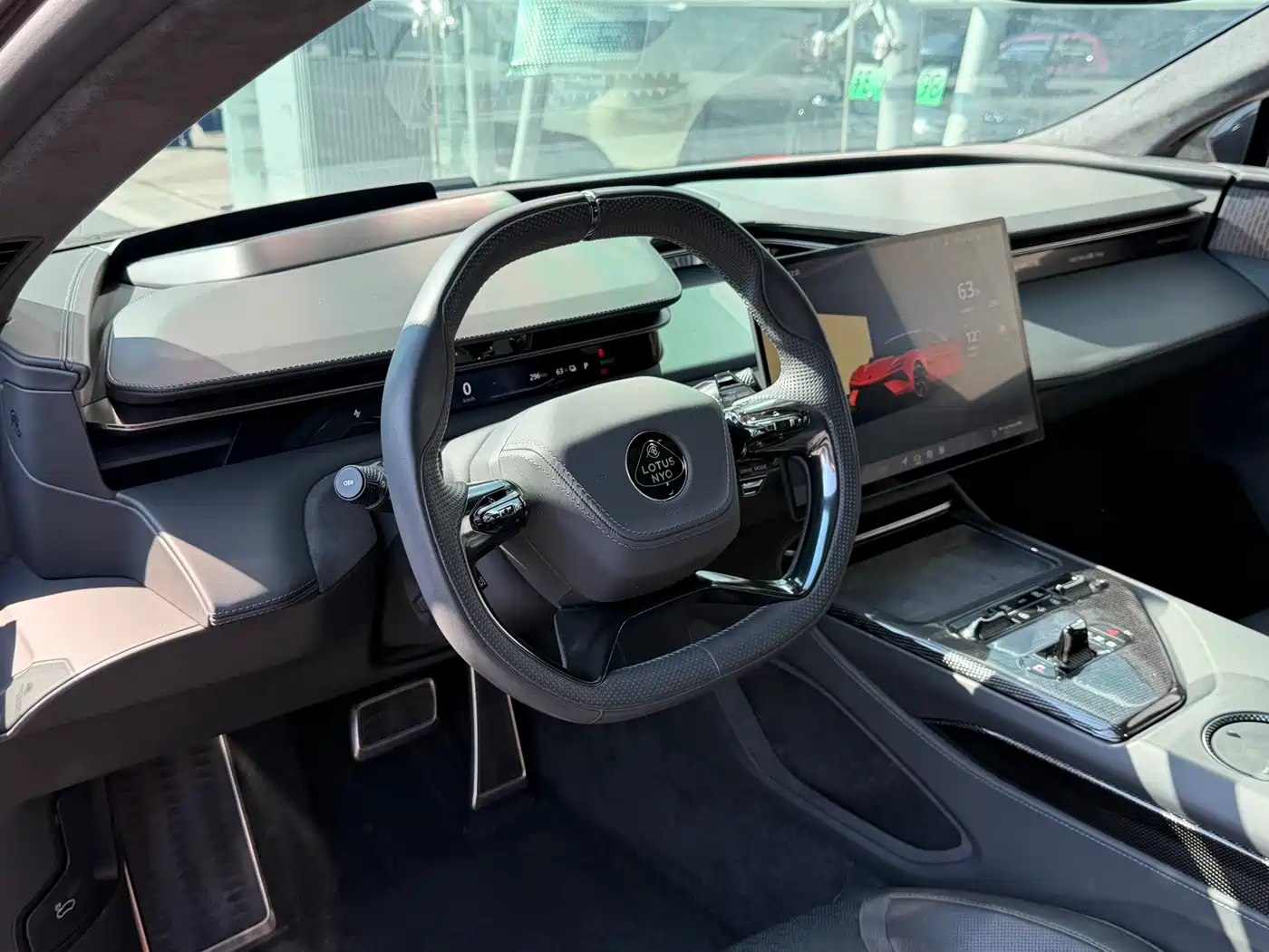 LOTUS SPORTS CAR EMEYA FLOWERS