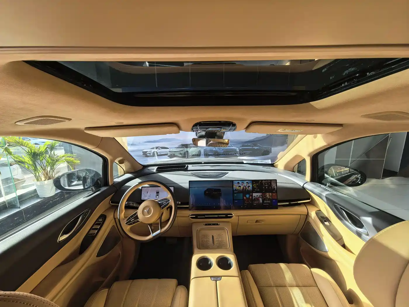 Voyah Auto Voyah Dreamer 2025 PHEV AWD Flagship Kunpeng Edition фото 8