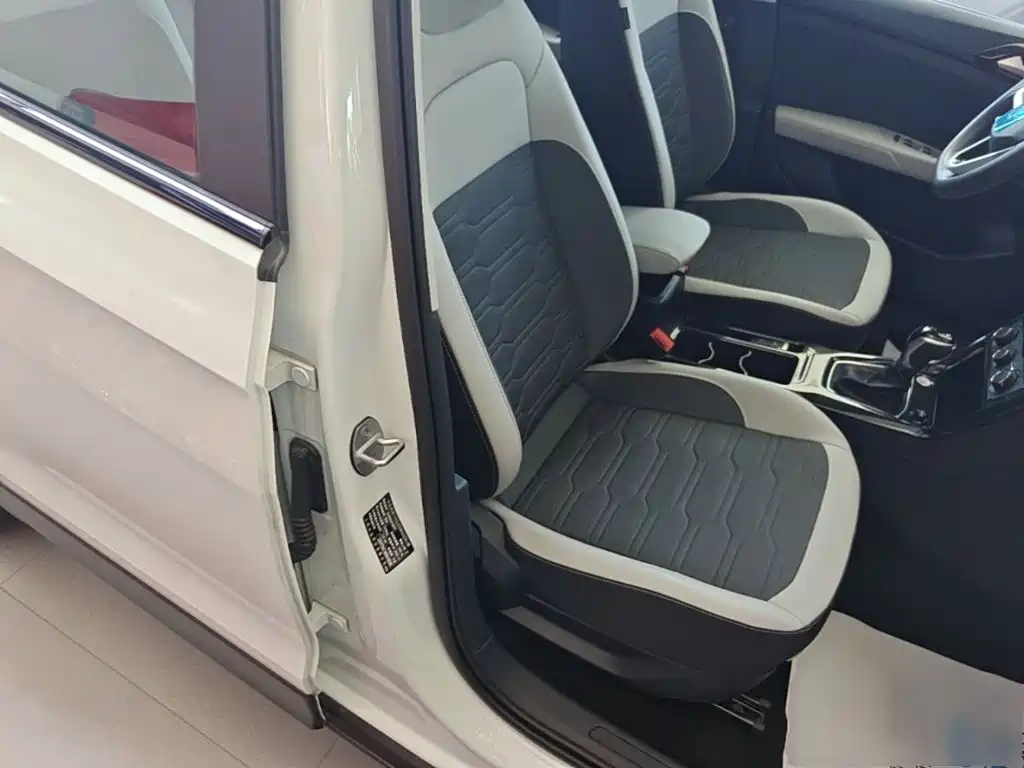 Volkswagen Tharu 2026 2026 New Sharp 300TSI Aspiration Edition