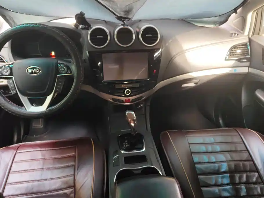 BYD S7 2014 2015 2.0T Automatic Premium