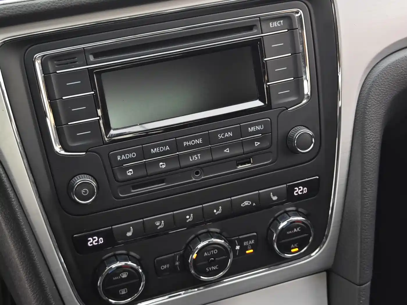 Фото 21 - Volkswagen Passat