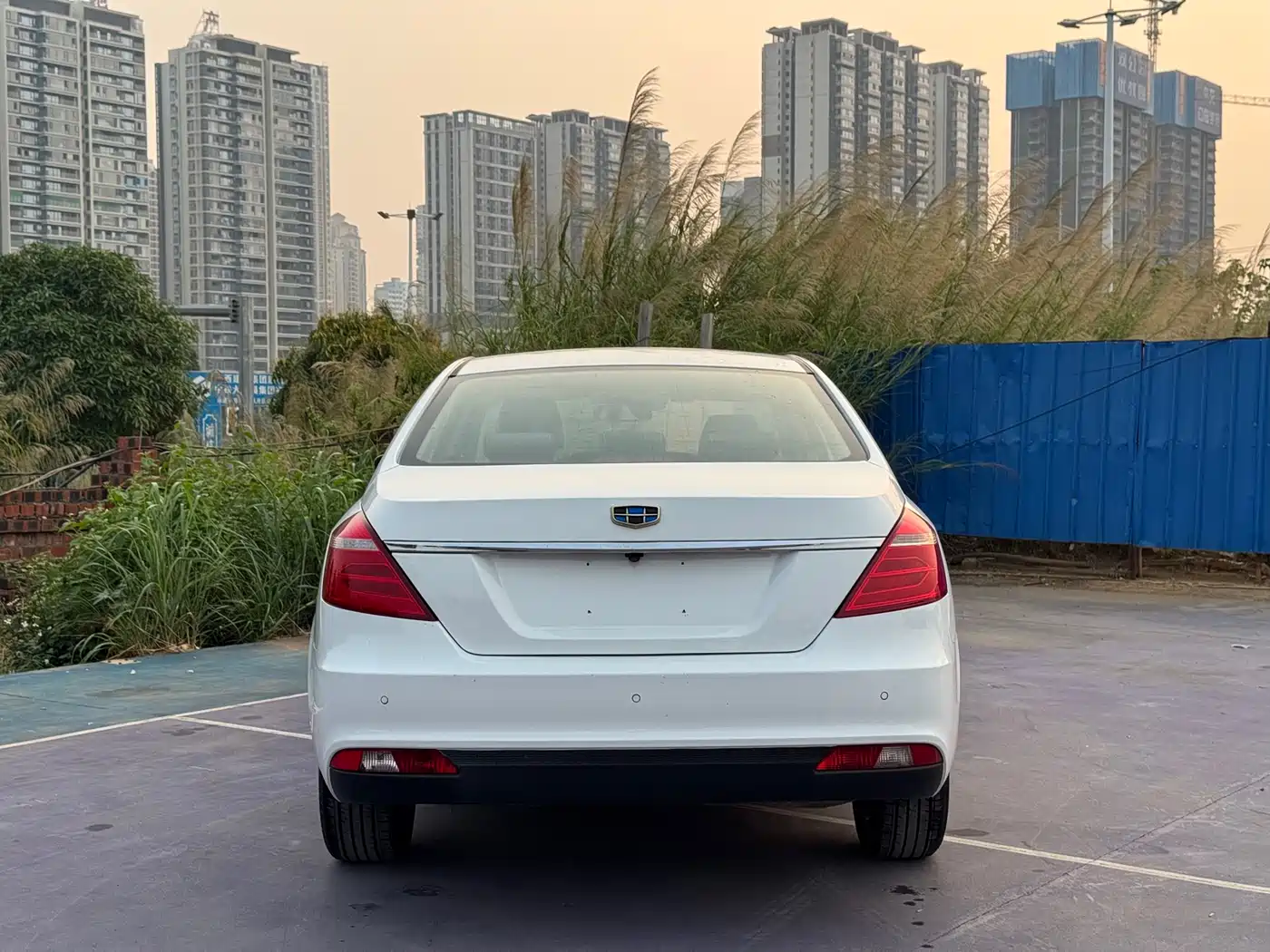 GEELY AUTOMOBILE EMGRAND