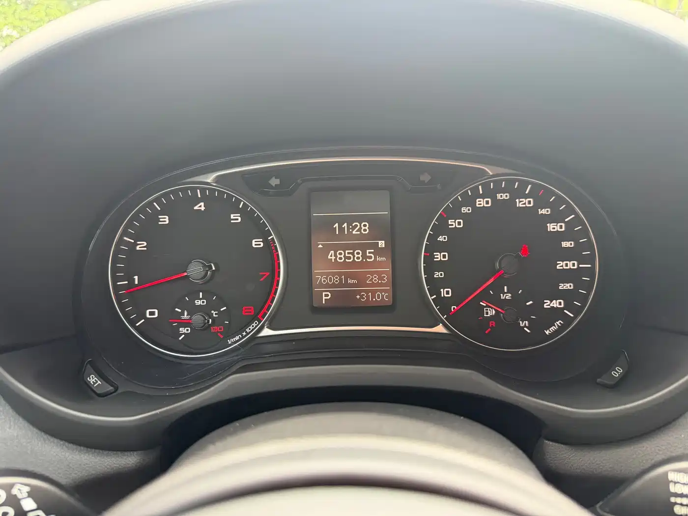 Audi A1 2012 1.4 TFSI Ego plus фото 13