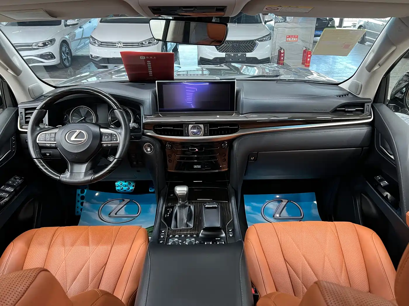 Lexus LX 2019 570 Peak Special Edition фото 8