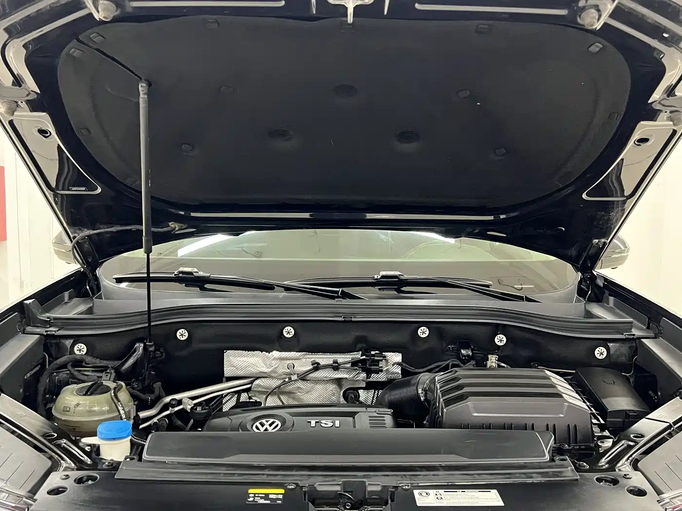Volkswagen Teramont 2019 Model Teramont X 380TSI 4WD Prestige Luxury Edition фото 16