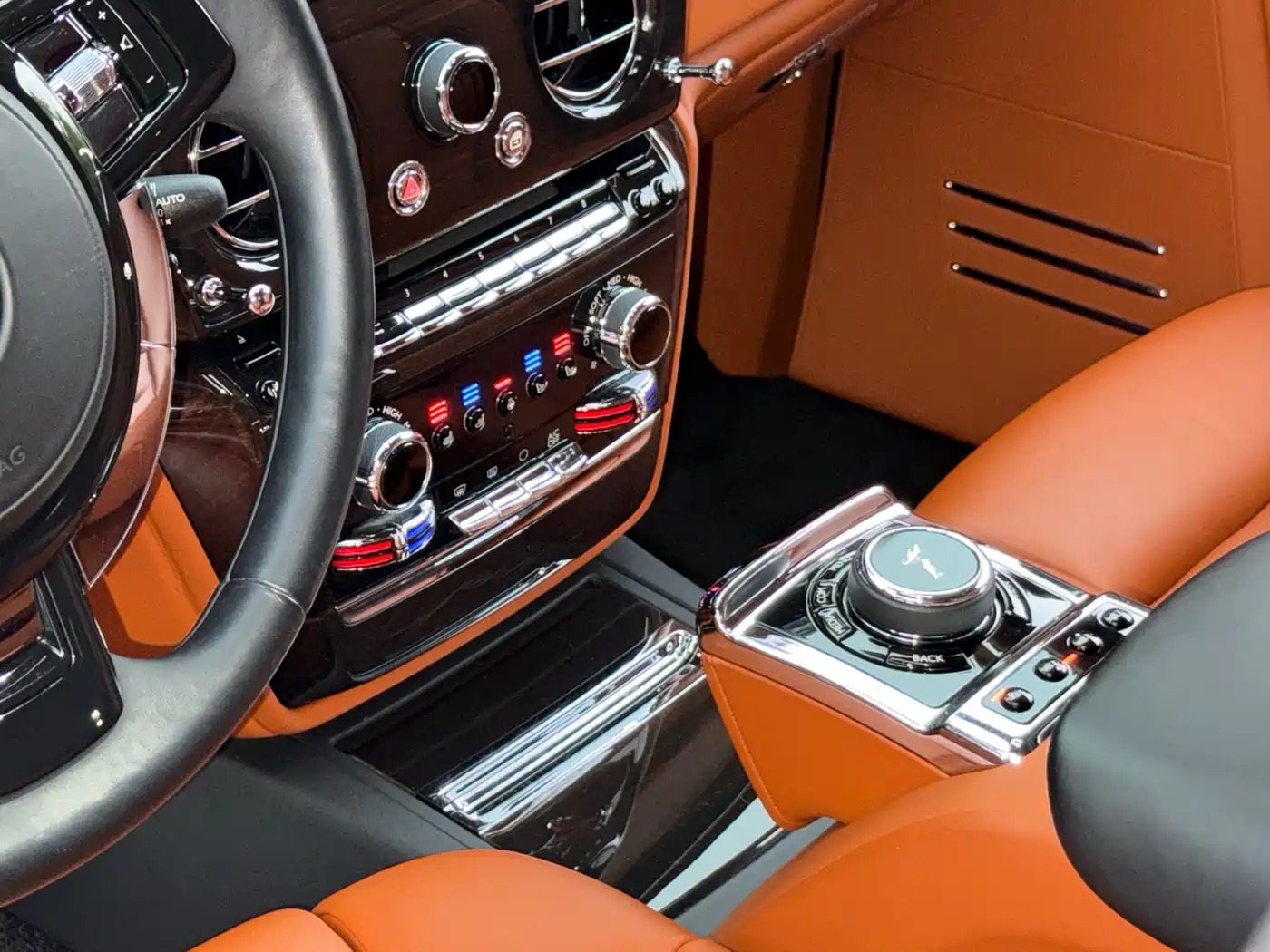 Rolls-Royce Phantom 2020 2018 6.7T Long Wheelbase Version