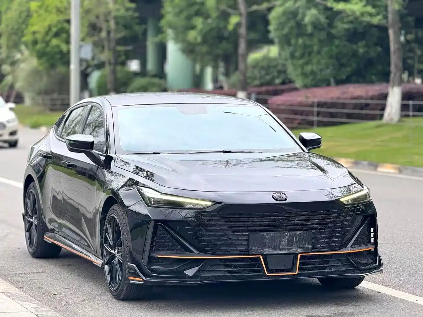 CHANGAN UNI-V