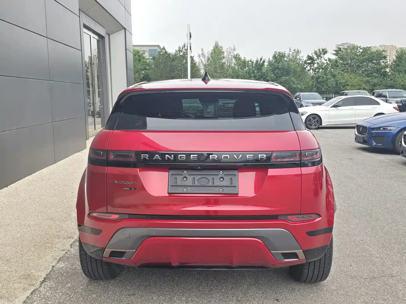 Land Rover Range Rover Evoque 2020 249PS R-DYNAMIC S Sport Edition фото 8