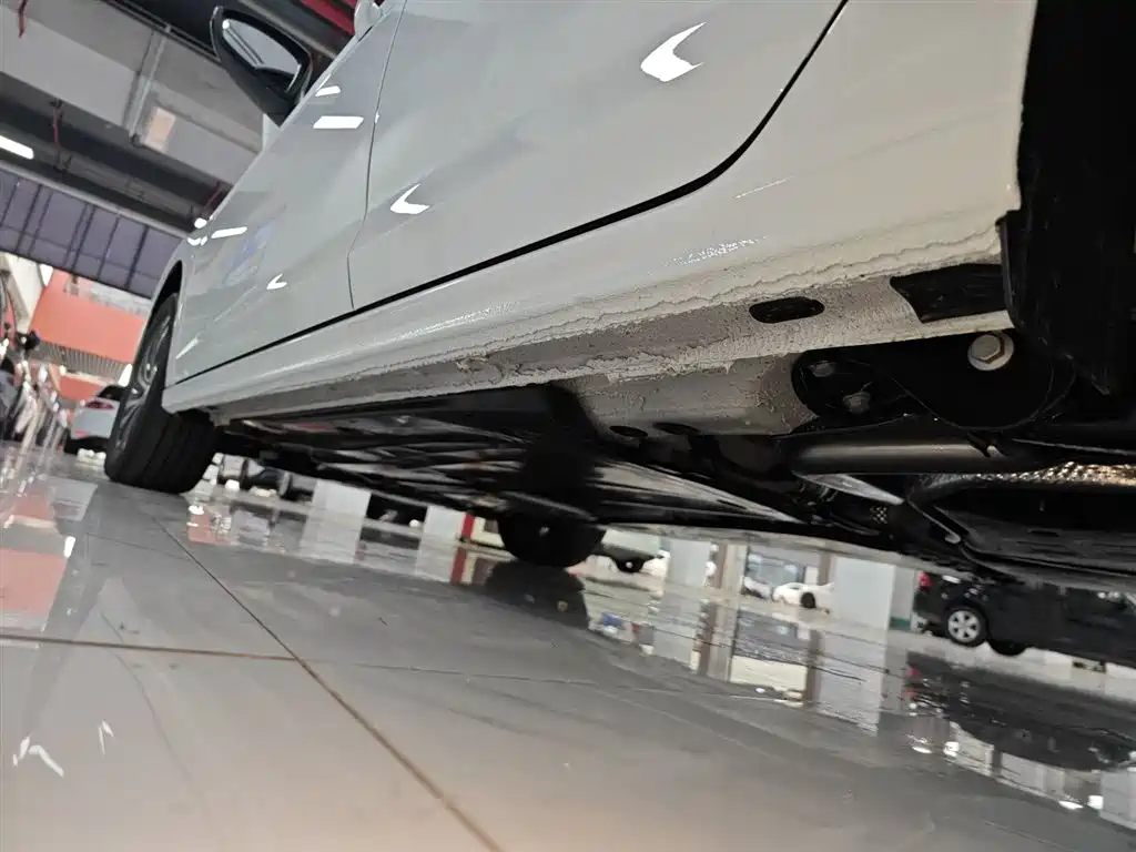 Volkswagen Bora 2025 Facelift 200TSI DSG Navigation Edition фото 21
