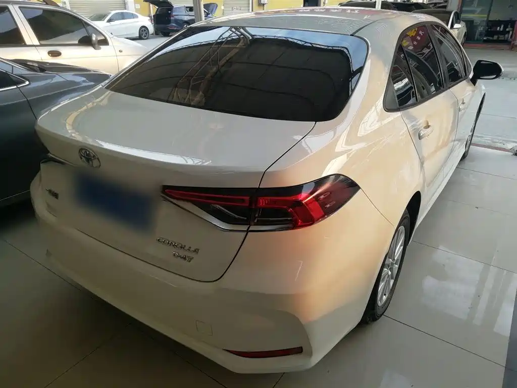 Toyota Corolla 2021 1.2T S-CVT Elite Edition фото 5