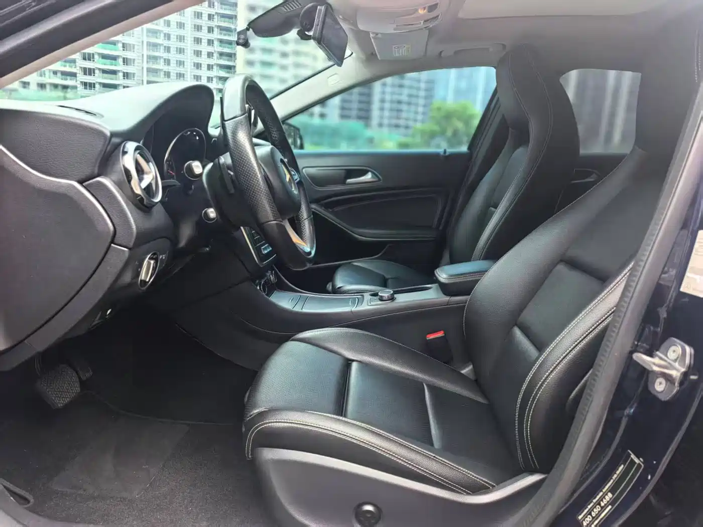 Mercedes-Benz GLA 2018 GLA 200 Dynamic фото 7