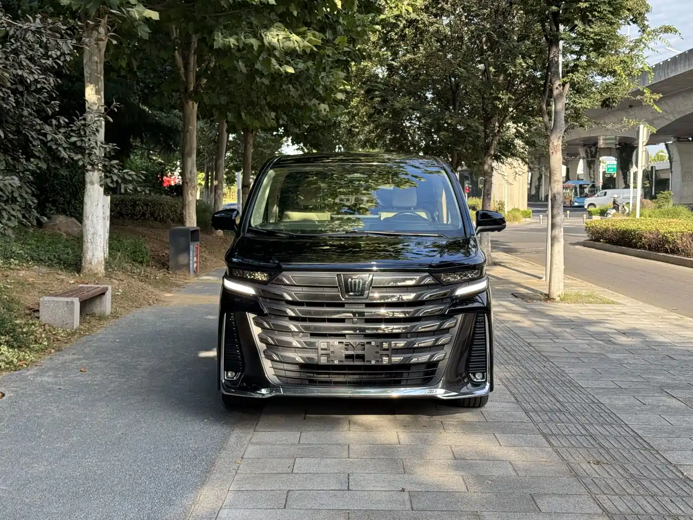Toyota Vellfire 2024 2024 Crown Hybrid 2.5L Executive Premium Edition