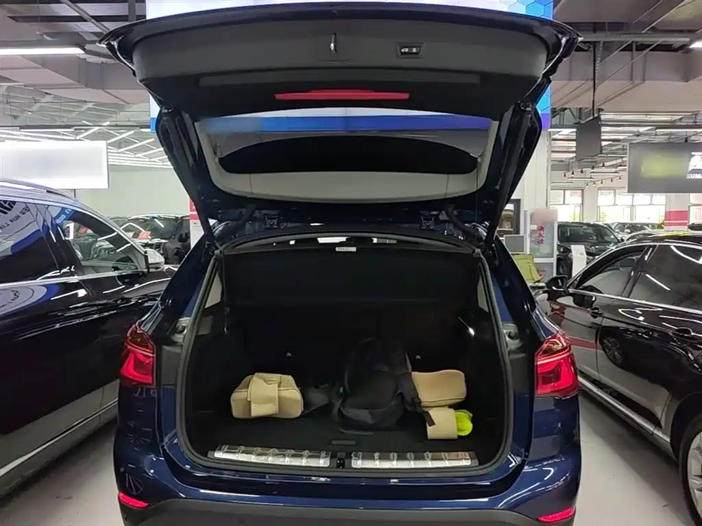 BMW X1 2019 sDrive20Li Leading Model фото 19