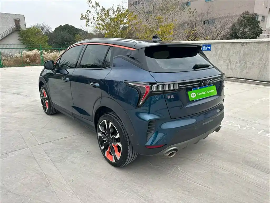 Lynk & Co 06 2020 1.5T Halo фото 25