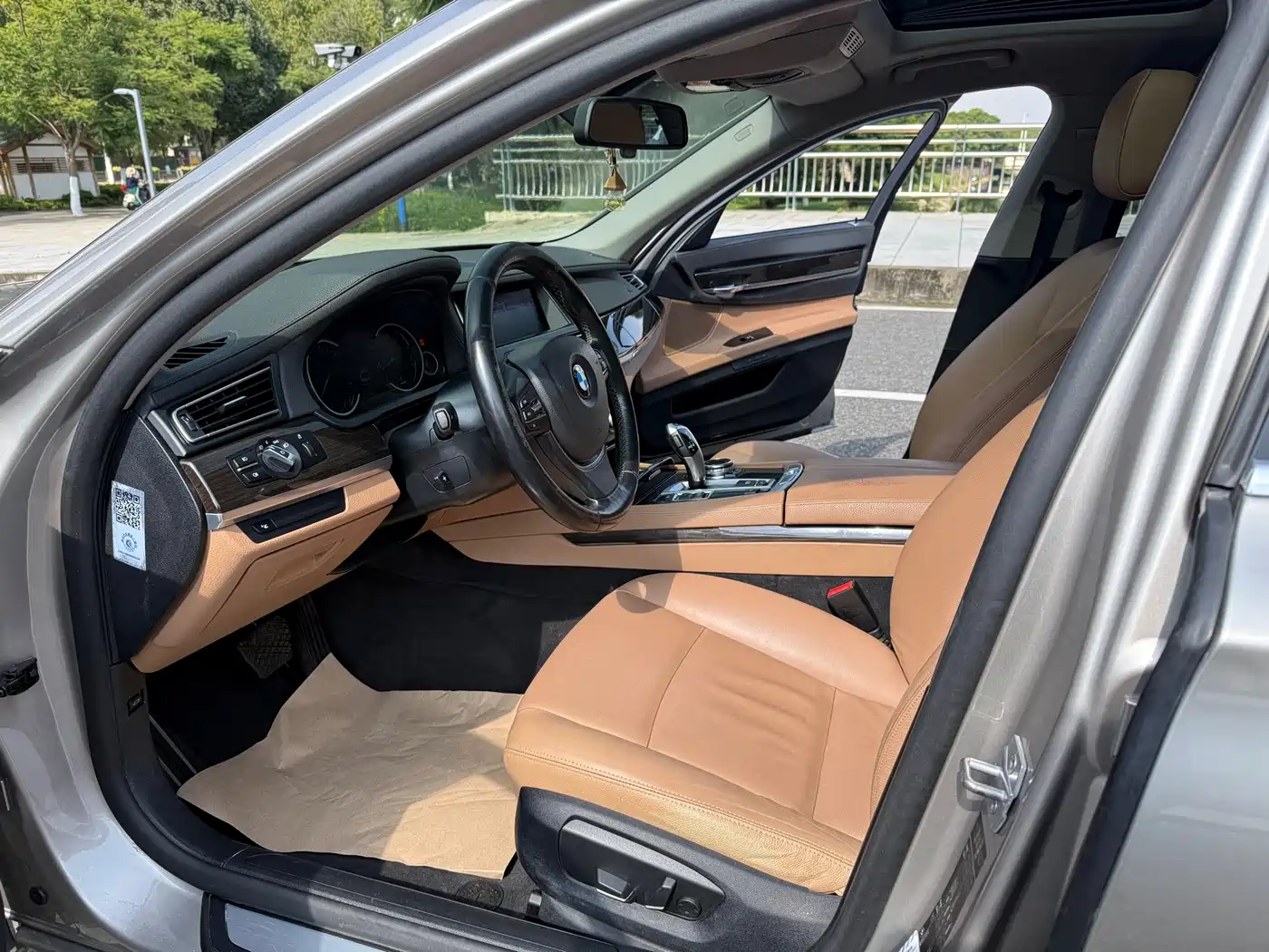 BMW 7 Series 2014 730Li Premium фото 22
