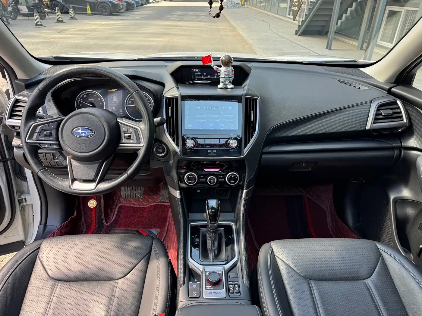 SUBARU FORESTER