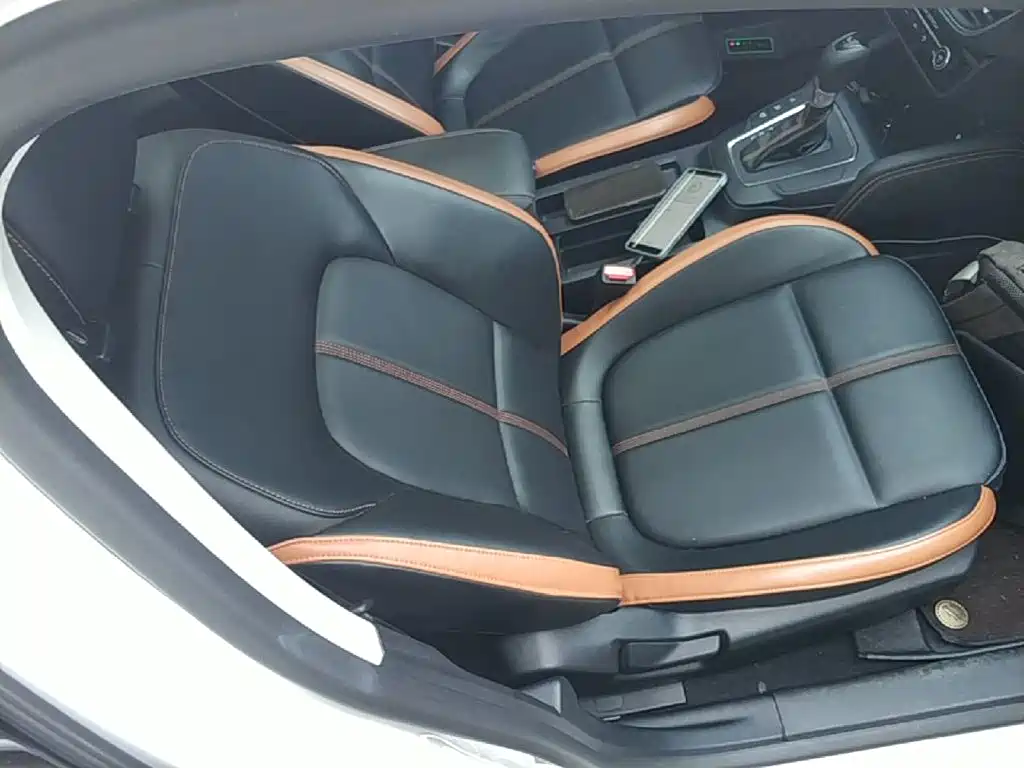 Ford Focus 2023 2022 Sedan EcoBoost 180 Auto Speed Edition