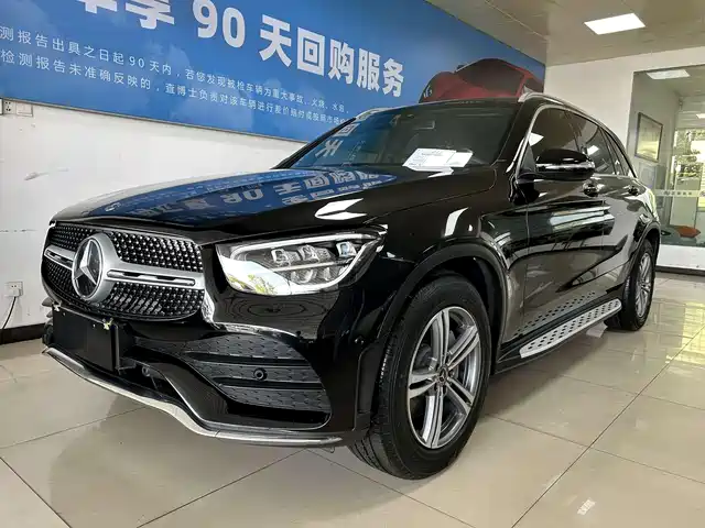 MERCEDES-BENZ GLC
