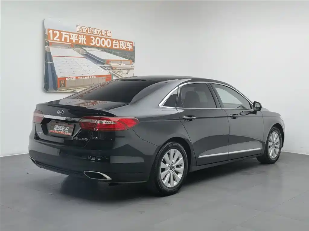 Ford Taurus 2016 EcoBoost 180 Luxury фото 2