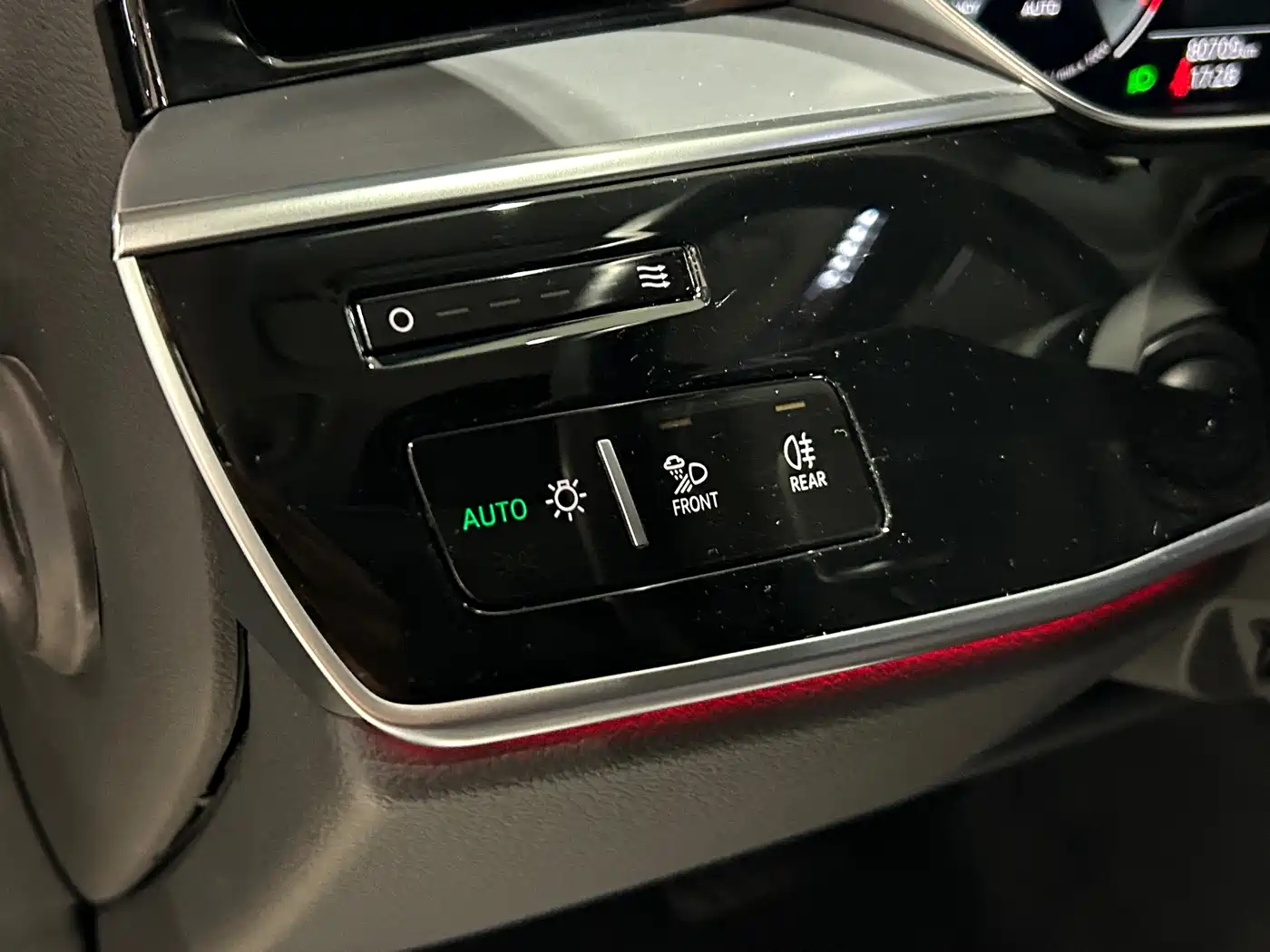 Audi A8 2021 A8L 50 TFSI quattro Comfort фото 8