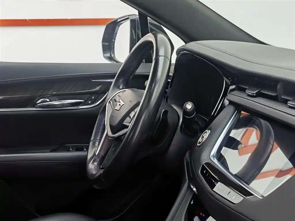 Cadillac XT5 2018 28E AWD Technology Model фото 22